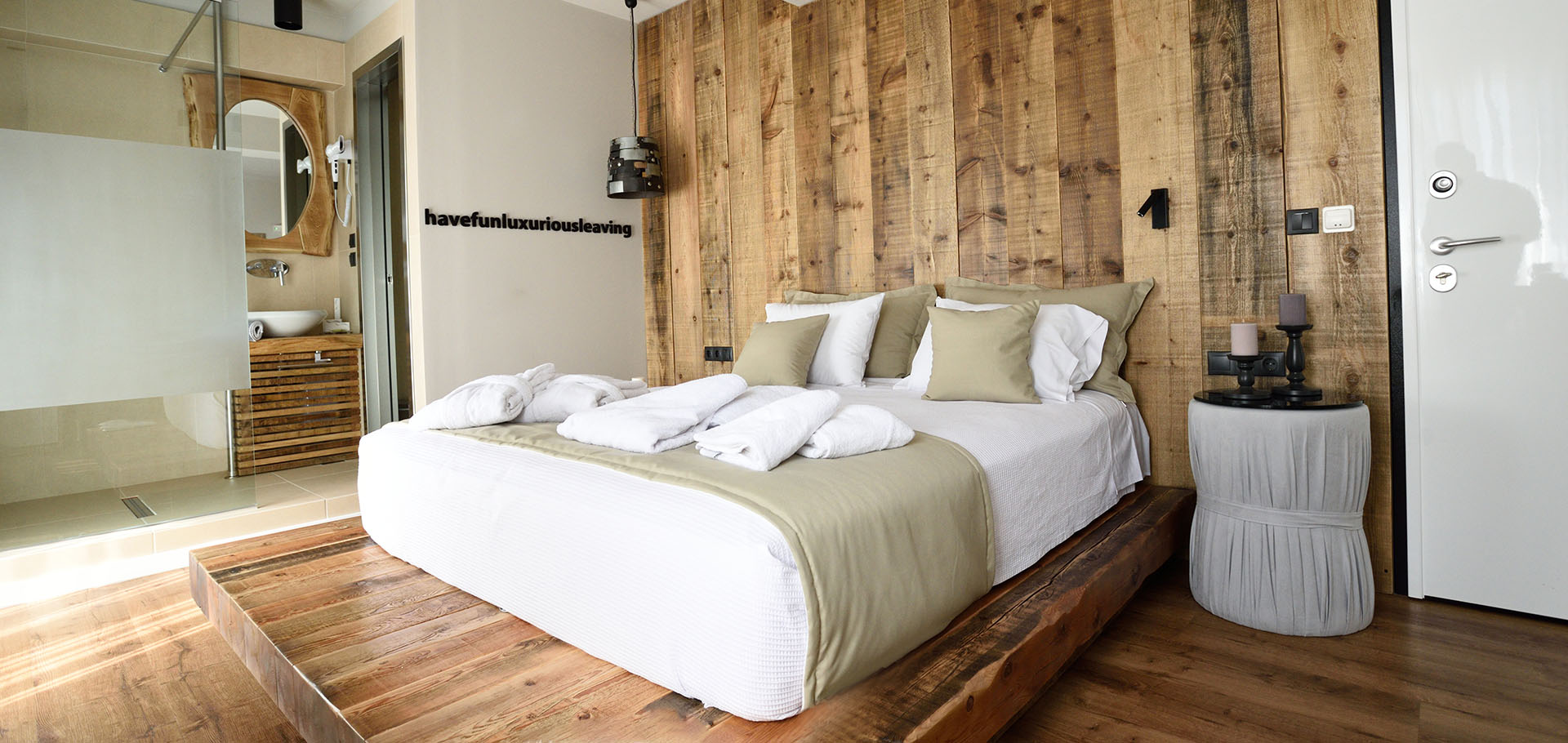 Magnifique Luxury Suites